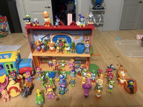 Just play disney - disney, muppet
