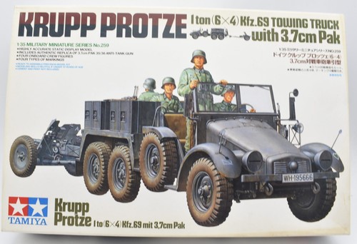 Modellino model kit montaggio