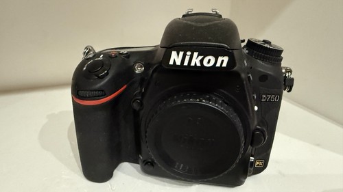Nikon d700 mp - 12,1,