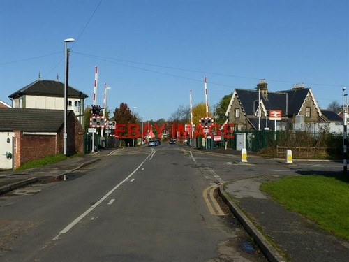 Photo lowdham level crossing - ,