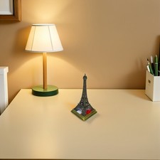  Statua della Torre Eiffel in