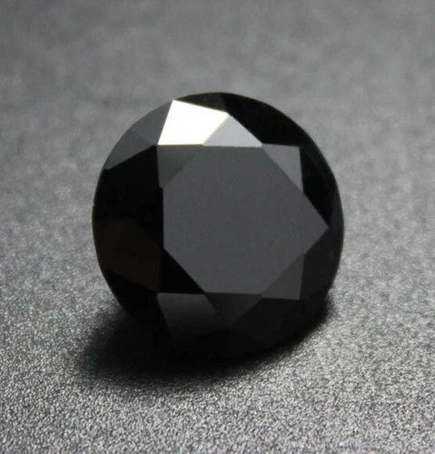 Diamante nero naturale rotondo