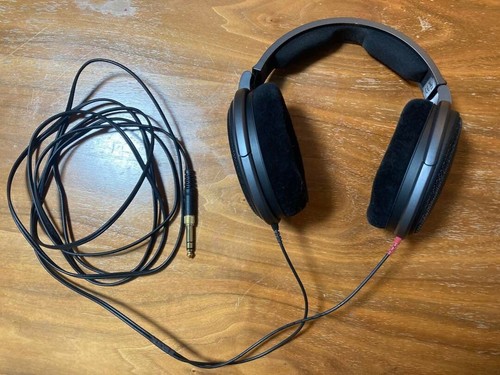 Sennheiser 600 over - over, ear