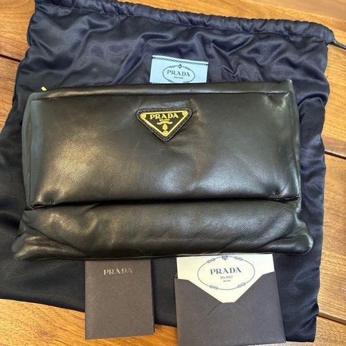 Autentica prada nappa clutch - prada,