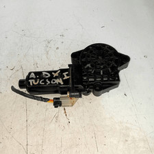 824602E000 Motorino alzacristallo porta ant. DX HYUNDAI TUCSON 2.0 CRDi VGT SUV