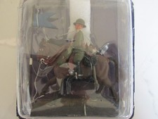 SOLDATINO A CAVALLO CAVALIERE