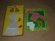 VESTITI VINTAGE PER BAMBOLE /