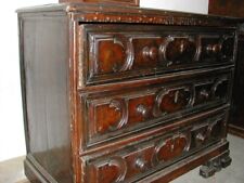 Cassettone 4 cassetti in legno di noce del '600 Lombardo