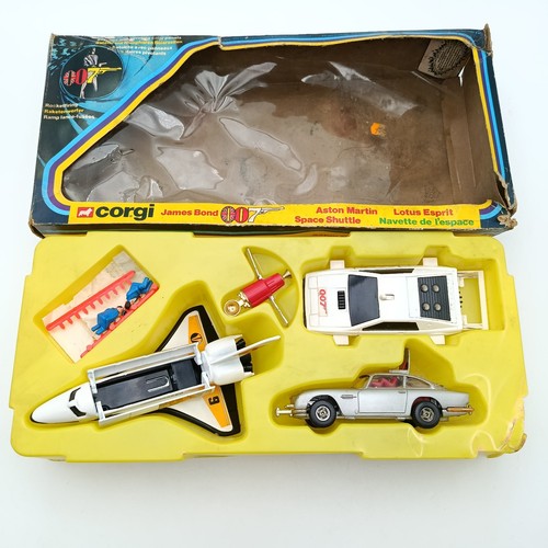 Gift set corgi - corgi, bond