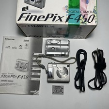 Fujifilm FinePix F450 5,2 megapixel fotocamera digitale testata + dock di ricarica, batteria, guida