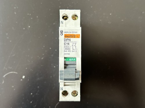 Merlin gerin disjoncteur mono - merlin,
