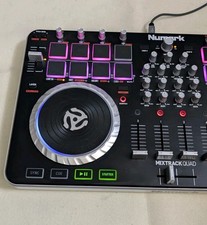 Numark Mixtrack Quad 4-Deck