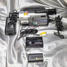 SONY CCD-TRV68 VIDEO CAMERA