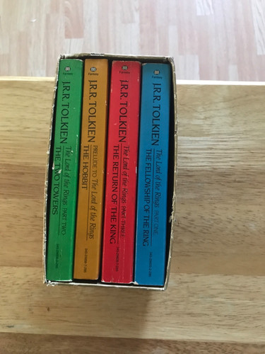 Vintage jrr tolkien box - set, of