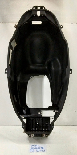 Vano sotto sella piaggio - sotto,