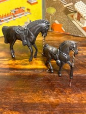 Statua trotto cavallo sella