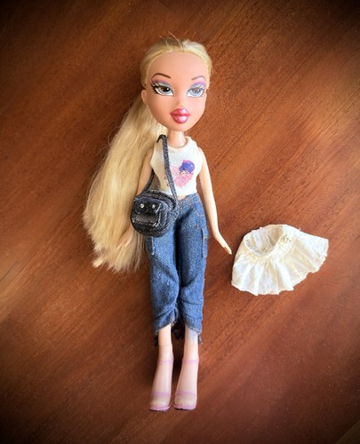 Mga bratz cloe - -, 2001
