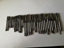 Lotto   n° 40  maschi manuali Hss filettature metriche da 2 a 5 mm