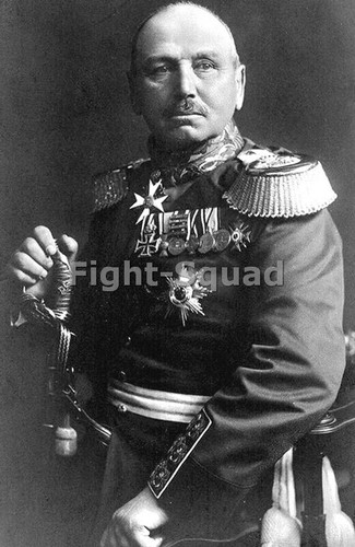 Foto della prima - , guerra