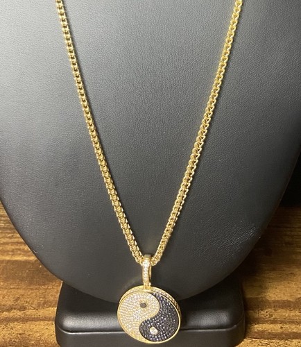 Yin yang pendant - pendant, chain