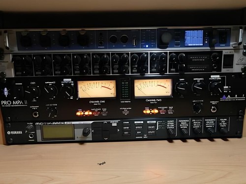 Preamplificatore valvolare