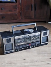 Vintage Sony CFD-5 Boombox Radio CD Cassette Player - Read - Radio OK Tested