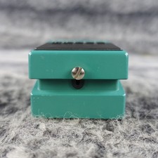 BOSS TR 2 Tremolo-03