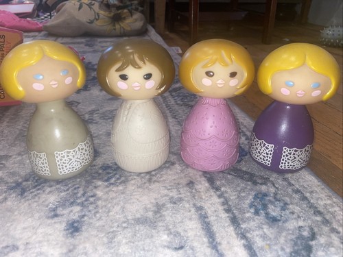 Vintage avon small world set - vintage,
