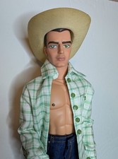 Trent Osborn 16" bambola