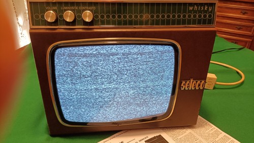 Televisore portatile a - 11",