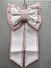 FIOCCO NASCITA COCCARDA FUORI PORTA DA RICAMARE PUNTO CROCE FIOCCO STELLE ROSA