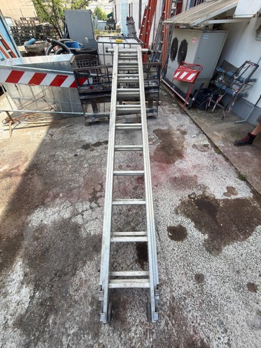 Scala sfilo tronchi 12 - sfilo,