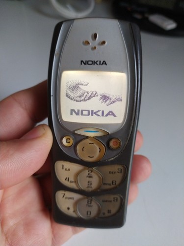 Cellulare nokia 2300 vintage