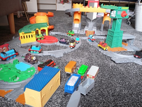 Thomas tank engine - engine, and
