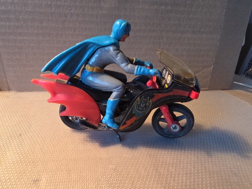 Moto figurine batman - moto,
