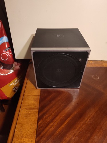 Subwoofer logitech 0175a z4 - subwoofer,