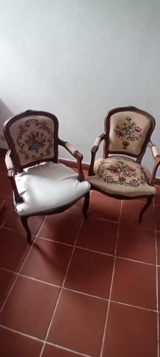 Coppia vecchie poltoncine - coppia,