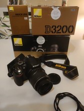 FOTOCAMERA REFLEX DIGITALE