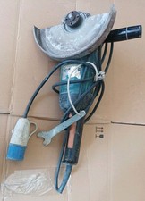 Makita 6906  Smerigliatrice