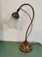 Lampada ottone Stile Liberty da tavolo o scrivania. 