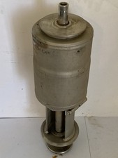 VALVOLA ATTUATORE ARIA TRI-CLOVER CIRCA Pompa diametro 5-1/2”DIA 3-1/2” lunghezza 18”