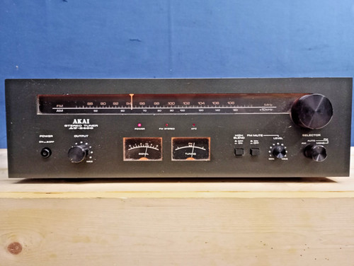 Sintonizzatore akai 2400 - akai,