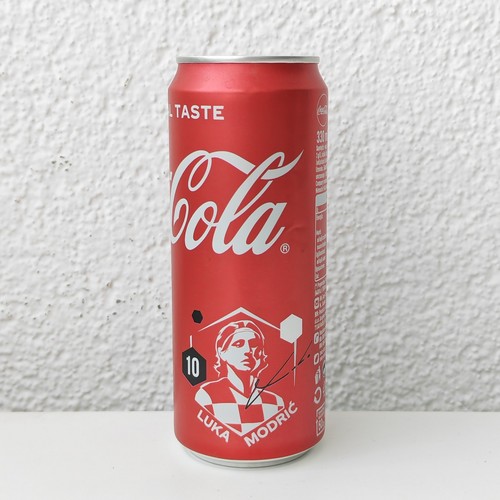 Lattina vuota coca - di, coca-cola