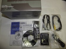 Olympus Digital SLR E-30 solo accessori, scatola originale, istruzioni,...