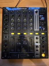 Pioneer DJM-700 Mixer