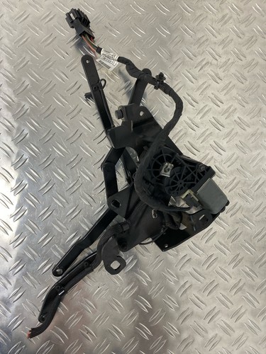 Cerniera capote motore