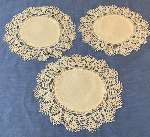 Tre centrini rotondi - , vintage