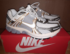 Nike Zoom Vomero 5 Sneakers