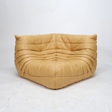 Ligne Roset Togo Angolo Giallo
