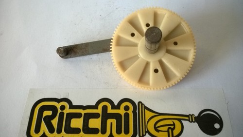 Ingranaggio motorino - ingranaggio,